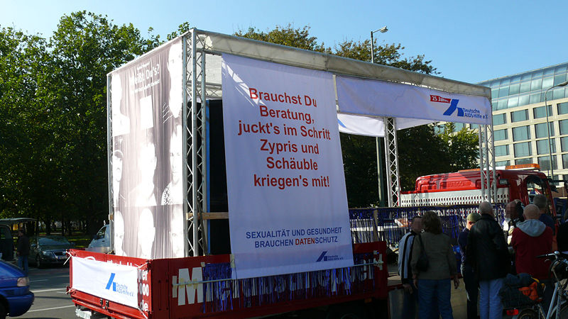 Bild:Demo freiheit statt angst berlin 11.10.08 str 012.jpg