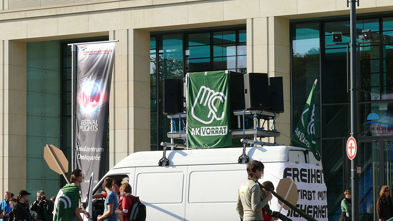 Datei:Demo freiheit statt angst berlin 11.10.08 str 041.jpg
