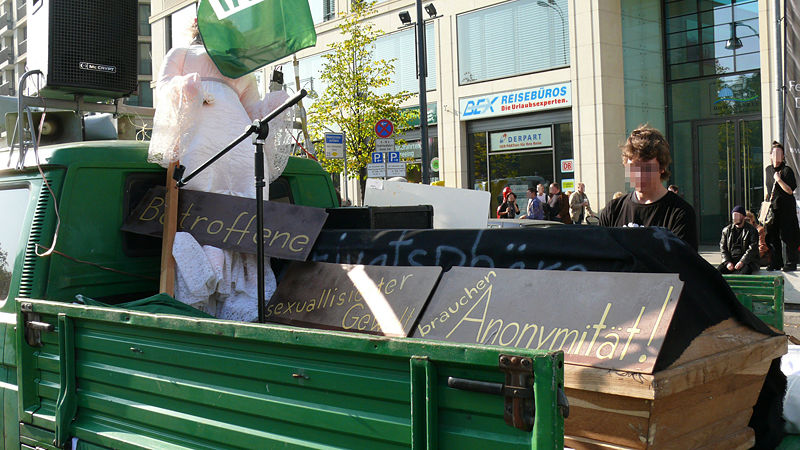 Bild:Demo freiheit statt angst berlin 11.10.08 str 043.jpg