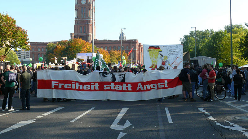 Bild:Demo freiheit statt angst berlin 11.10.08 str 046.jpg