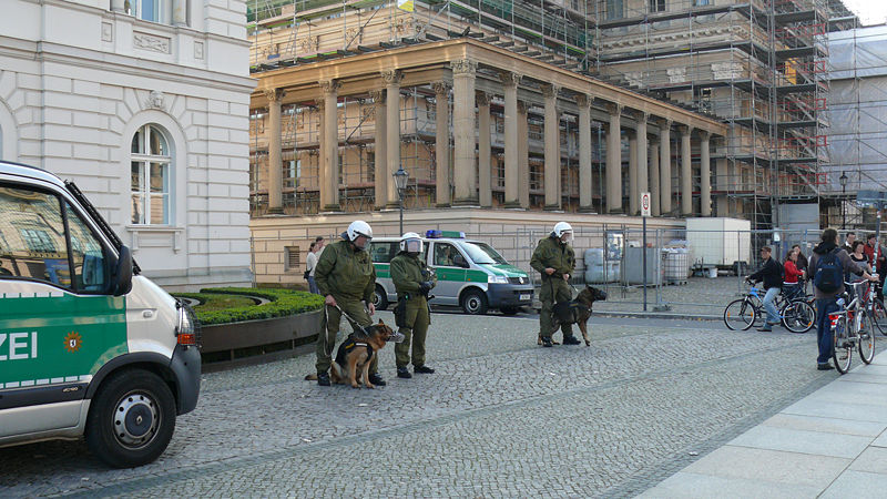 Datei:Demo freiheit statt angst berlin 11.10.08 str 075.jpg