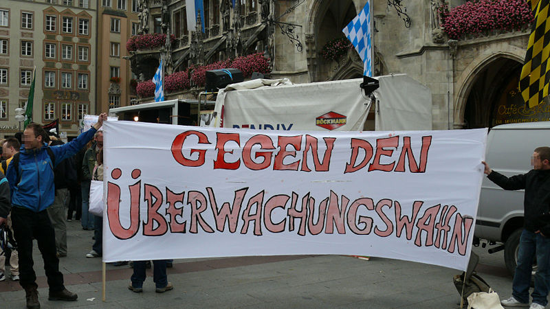Bild:Demo freiheit weiss-blau 20.09.08 str 27.jpg