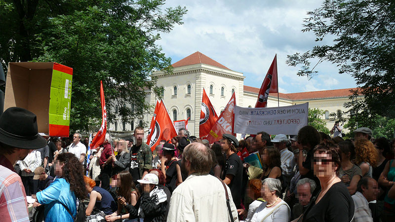 Bild:Demo versammlungsfreiheit 31.05.08 str 09.jpg