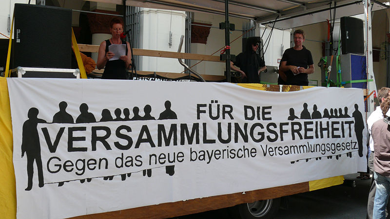 Bild:Demo versammlungsfreiheit 31.05.08 str 11.jpg
