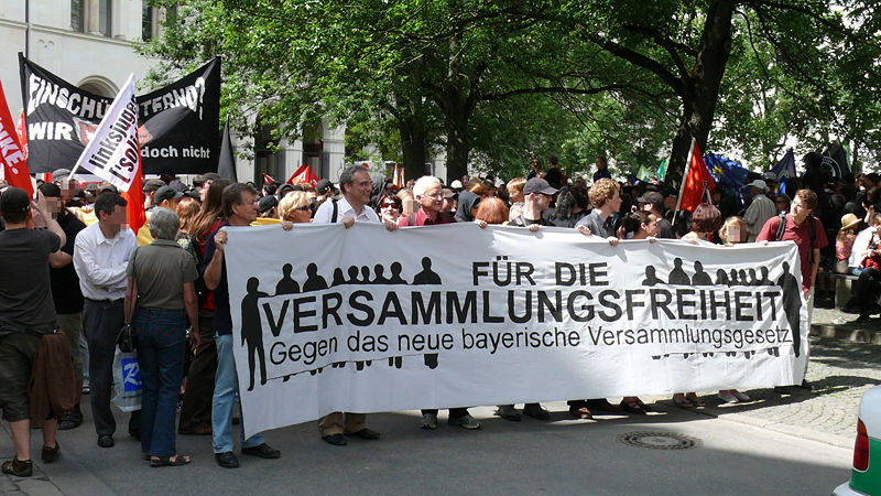Bild:Demo versammlungsfreiheit 31.05.08 str 26.jpg