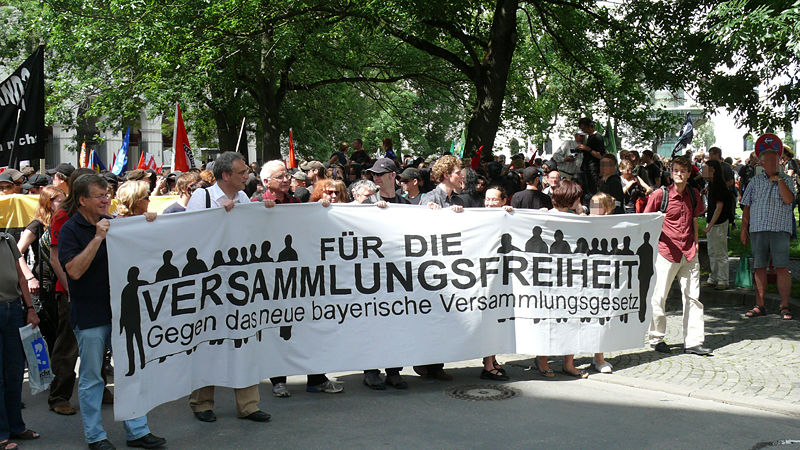 Bild:Demo versammlungsfreiheit 31.05.08 str 27.jpg