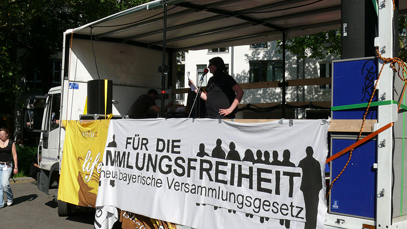 Bild:Demo versammlungsfreiheit 31.05.08 str 46.jpg