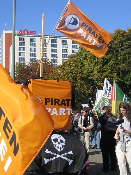 Bild:FSA08B Flagge Piratenpartei.JPG